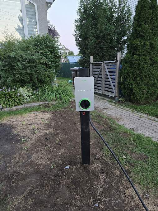 Pose borne de recharge auto électrique Montréal